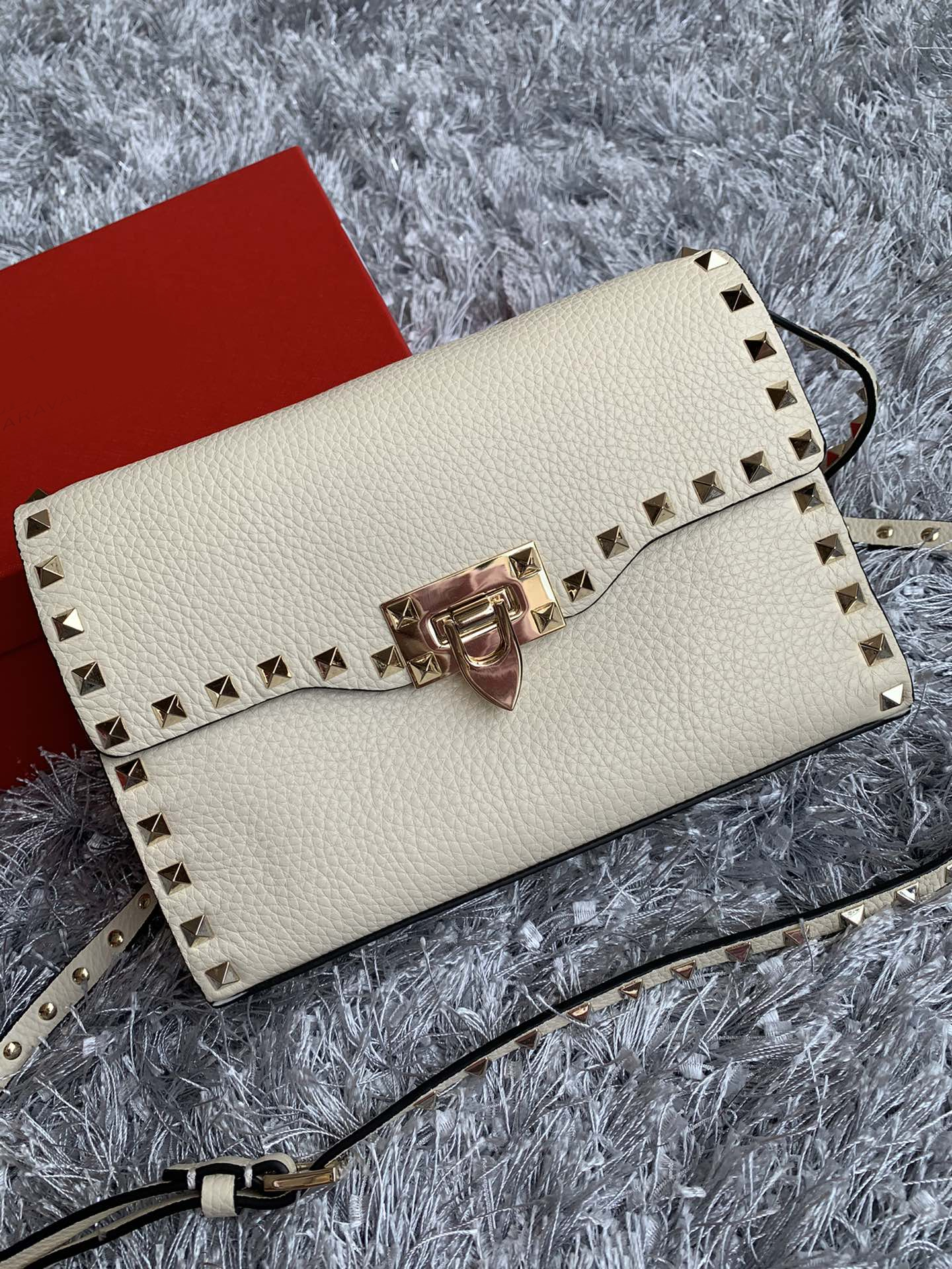 2022 Luxury Crossbody Bag Designer Women Handbags Purse Genuine Leather Banknote Clip Credit Card Holder Gold Hardware Fashion Flap Shoulder Bags, Make up the difference
2022 Luxury Crossbody Bag Designer Women Handbags Purse Genuine Leather Banknote Clip Credit Card Holder Gold Hardware Fashion Flap Shoulder Bags, Make up the difference