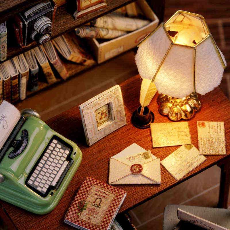 CUTEBEE DIY Dollhouse Miniature Kit Wooden Roombox Doll House with Furniture Casa Toys for Children Christmas Gift QT31 AA220325