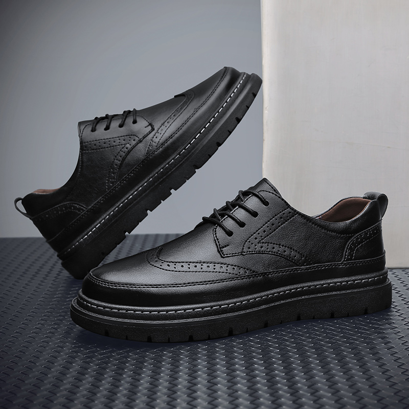 High Quality Men Oxford Shoes Carving Genuine Leather Brogue Mens Dress Shoes Platform Shoes Classic Business Formal Retro Flats, Black
High Quality Men Oxford Shoes Carving Genuine Leather Brogue Mens Dress Shoes Platform Shoes Classic Business Formal Retro Flats, Black