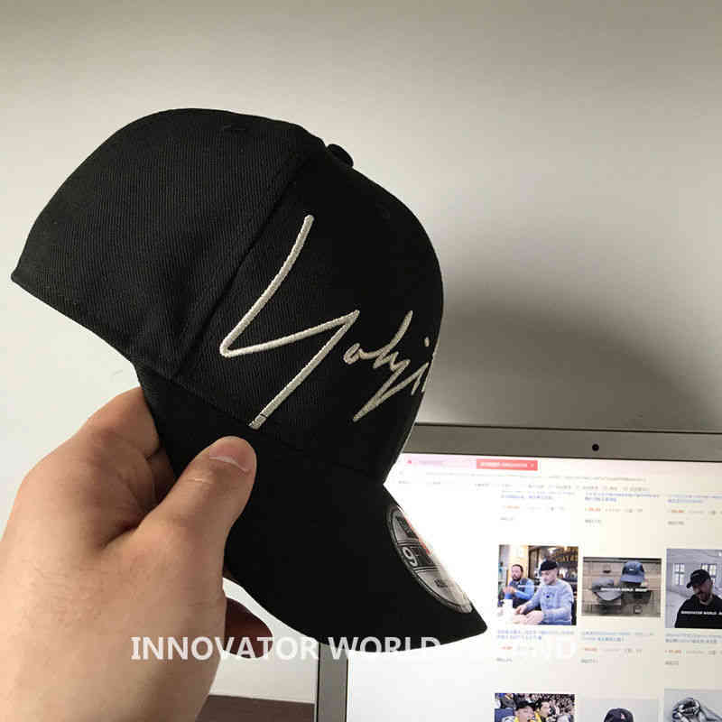 Caps Same Yamamoto Yaosi Dark Signature Silver Embroidered Baseball Hat Hip Hop Hat Hip Hop Hat Hip Hop Duck Tongue, Black in stock
Caps Same Yamamoto Yaosi Dark Signature Silver Embroidered Baseball Hat Hip Hop Hat Hip Hop Hat Hip Hop Duck Tongue, Black in stock