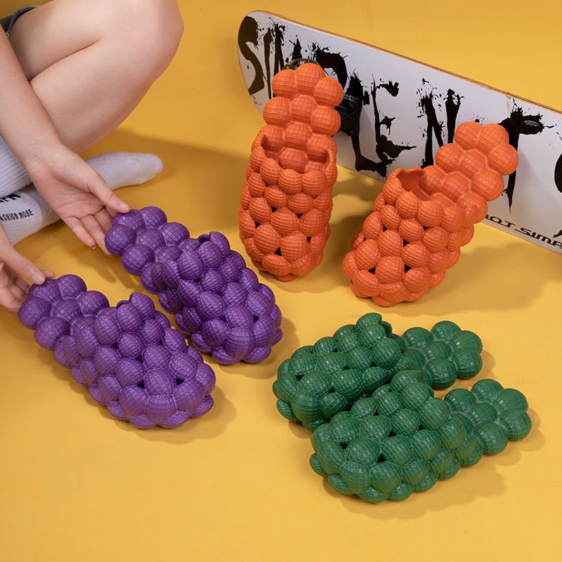 men women Bubble Slippers funny slides Super soft non-slip indoor and outdoor sandals 2022 fashion
men women Bubble Slippers funny slides Super soft non-slip indoor and outdoor sandals 2022 fashion