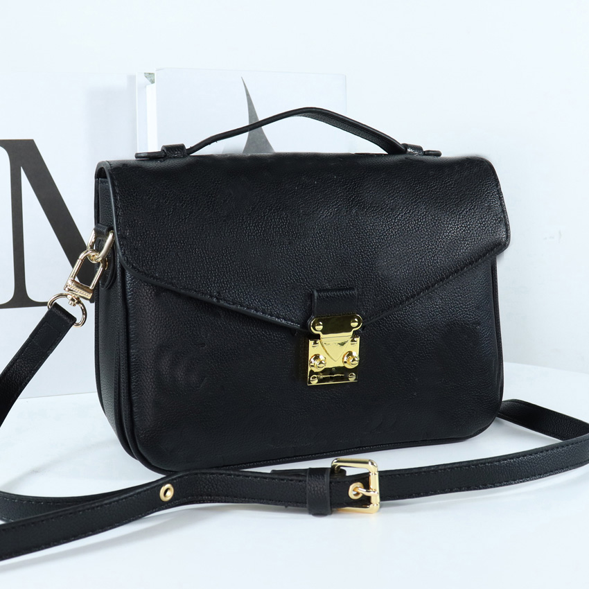 Crossbody Handbag Designer Handbags Camera Bag fationWomen Handbags Flap Wallet Stripes Shoulder Bags Tassel Pendant top Quality 5.0, Make up the difference
Crossbody Handbag Designer Handbags Camera Bag fationWomen Handbags Flap Wallet Stripes Shoulder Bags Tassel Pendant top Quality 5.0, Make up the difference