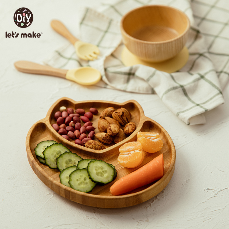 Let's Make Baby Dinner Plates Set Wooden Cartoon Dinner Plate Fork Spoon Children Feeding Plate Safe Edible Silicone Product 220512
