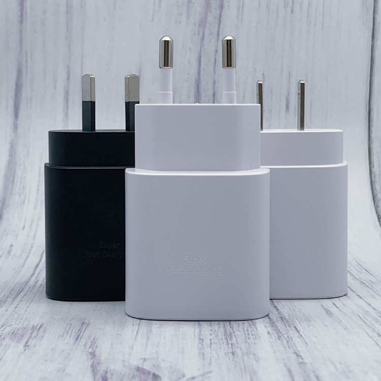 USB-C Super Fast Charging Adapter S20 25W PD Charger USB To Type C Cable For Note 10 20 S10 21 Wall Charger
USB-C Super Fast Charging Adapter S20 25W PD Charger USB To Type C Cable For Note 10 20 S10 21 Wall Charger