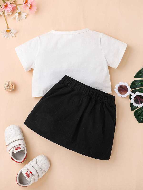 Toddler Girls Slogan Graphic Asymmetrical Hem Tee & Dual Pocket Skirt SHE