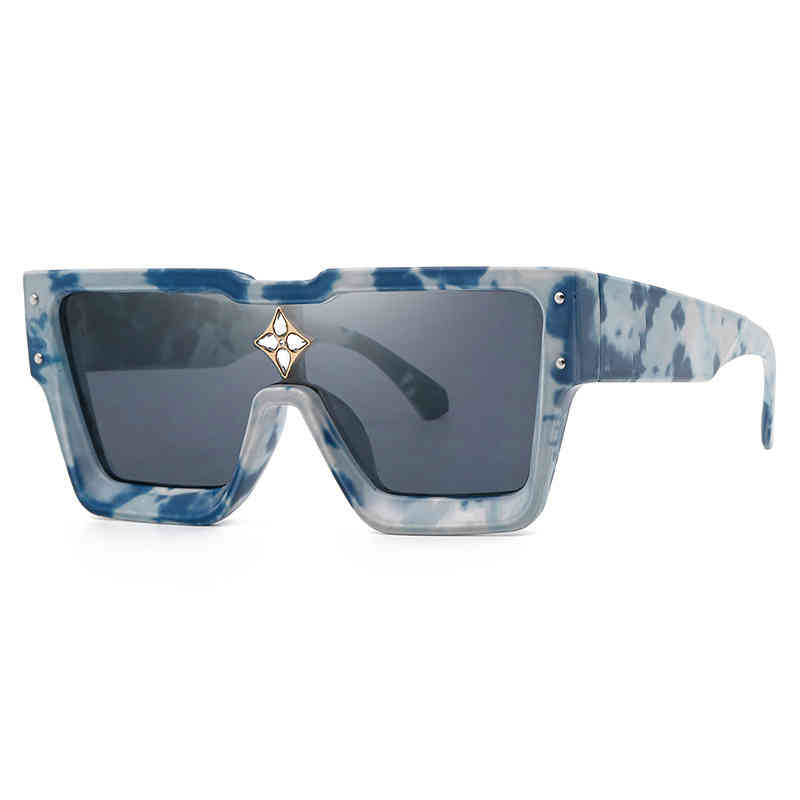 2022 new fashion men's and women's large frame square Rhintone Sunglass Millionaire Sunglass
2022 new fashion men's and women's large frame square Rhintone Sunglass Millionaire Sunglass