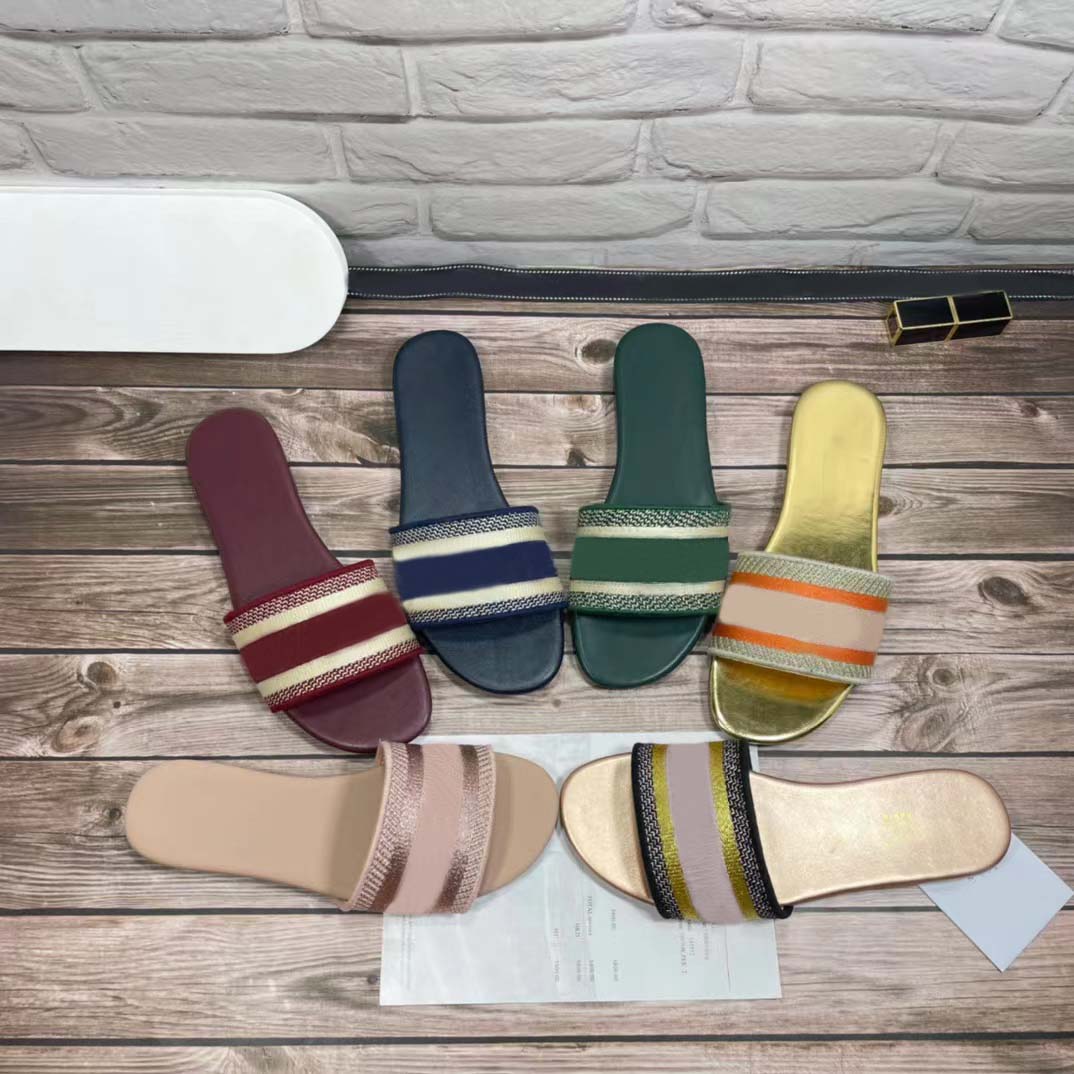 man slipper Designer women high heels party fashion rivets girls sexy pointe Dance shoes wedding Double straps sandals With box with dust bag, #37
man slipper Designer women high heels party fashion rivets girls sexy pointe Dance shoes wedding Double straps sandals With box with dust bag, #37