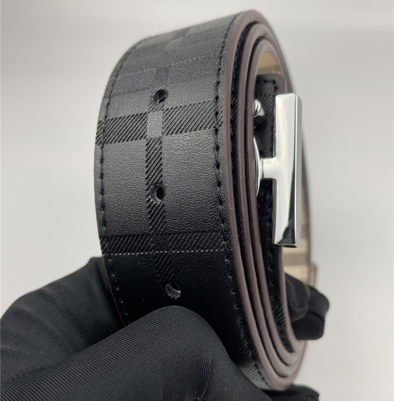 Fashion luxury plaid stripe double-sided belt designer men's and women's high-quality belt 3.8CM with box, Width 3.8cm
Fashion luxury plaid stripe double-sided belt designer men's and women's high-quality belt 3.8CM with box, Width 3.8cm