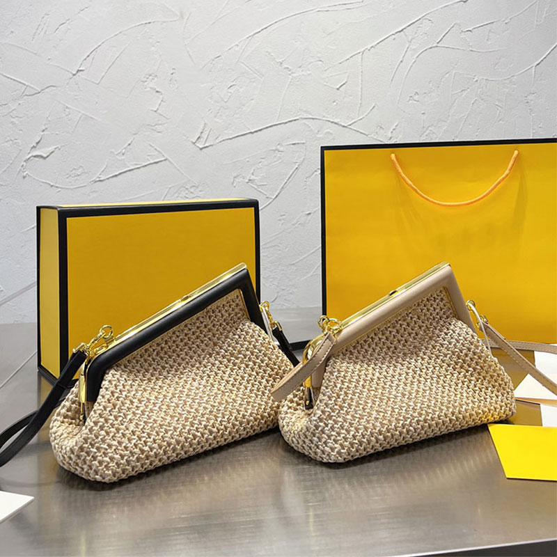 New Crossbody Crochet Bags Fashion Clip Clutch Bags Straw Women Weave Handbag High Quality Shoulder Dinner Bag Purse Super Large Sequin Classic Letter Magnetic Hasp, Just a box
New Crossbody Crochet Bags Fashion Clip Clutch Bags Straw Women Weave Handbag High Quality Shoulder Dinner Bag Purse Super Large Sequin Classic Letter Magnetic Hasp, Just a box