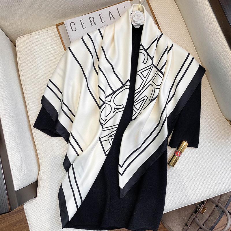 Scarves Kerchief Four Seasons Square Silk 2022 Europe And America Bandannas Luxury Print Sunscreen Stripe ShawlsScarves
Scarves Kerchief Four Seasons Square Silk 2022 Europe And America Bandannas Luxury Print Sunscreen Stripe ShawlsScarves