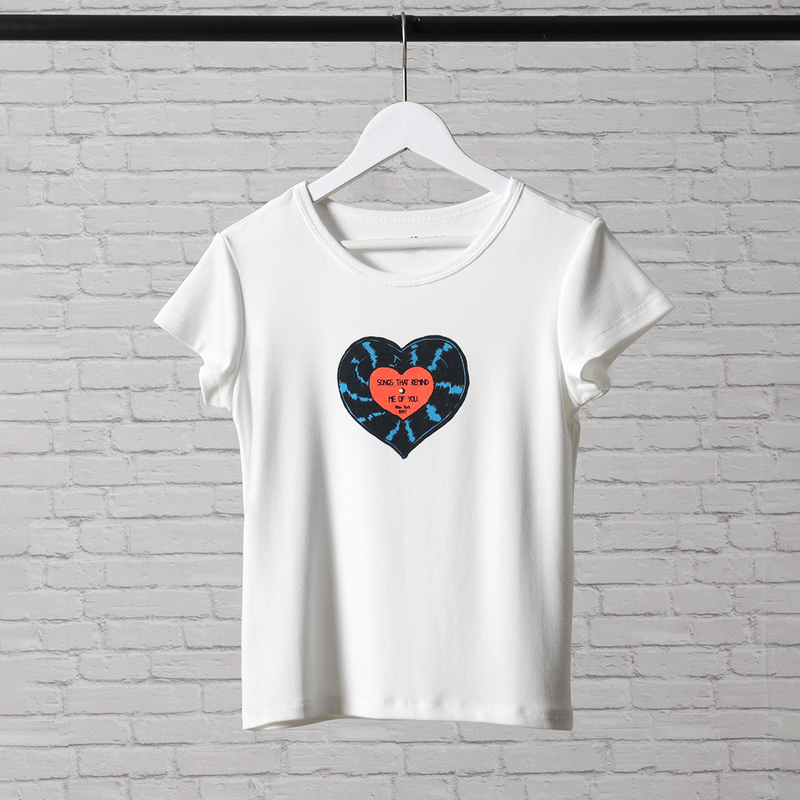 Chic Heart Graphic Tee Shirt Women Summer Round Neck Short Sleeve Cotton Soft Tshirt Tops Vintage Streetwear T 220321