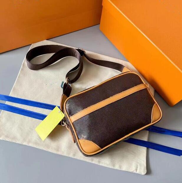 High quality old flower women's Shoulder Bags Totes handbag Cross Body Cosmetic Bag cell phone pocket Wallets Coin Purses D1456-2, Black flower
High quality old flower women's Shoulder Bags Totes handbag Cross Body Cosmetic Bag cell phone pocket Wallets Coin Purses D1456-2, Black flower