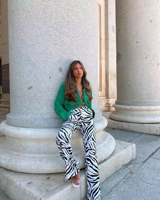 XIKOM Summer Women Vintage Elegant Green Shirt Female Sexy V Neck Streetwears Blouses Casual Tie Slim Shirt Chic Blusas Top 220407