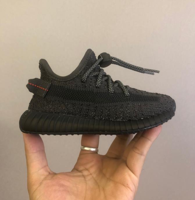 ''V2''YEEZIES''BOOSTs''yezzies''350 superior quality Kid Designe Sneaker Hiphop Brand Kanyes West Shoe Boys Girls Teens Activ fCSt
''V2''YEEZIES''BOOSTs''yezzies''350 superior quality Kid Designe Sneaker Hiphop Brand Kanyes West Shoe Boys Girls Teens Activ fCSt