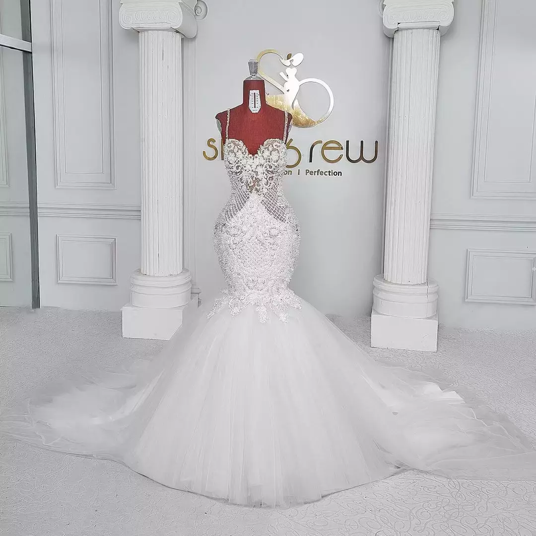 Elegant Lace Aso Ebi Wedding Dresses With Straps Mermaid Plus Size Bridal Trumpet Wedding Gowns Tulle Sexy Sweetheart, White
Elegant Lace Aso Ebi Wedding Dresses With Straps Mermaid Plus Size Bridal Trumpet Wedding Gowns Tulle Sexy Sweetheart, White