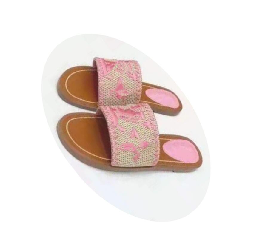 Designer Leather Women Sandals Summer Flat Slipper fashion beach woman Big head Rainbow letters slippers with box, 19
Designer Leather Women Sandals Summer Flat Slipper fashion beach woman Big head Rainbow letters slippers with box, 19