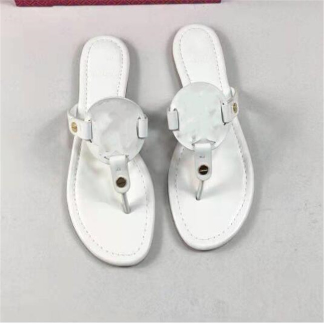Top Quality Women Slippers Summer Women Shoes Beach Flip Flops Sexy Flat Heel Lady Slides Belt buckle Soft Cow Leather Hollow Sandals Large Size 34-43, 10
Top Quality Women Slippers Summer Women Shoes Beach Flip Flops Sexy Flat Heel Lady Slides Belt buckle Soft Cow Leather Hollow Sandals Large Size 34-43, 10