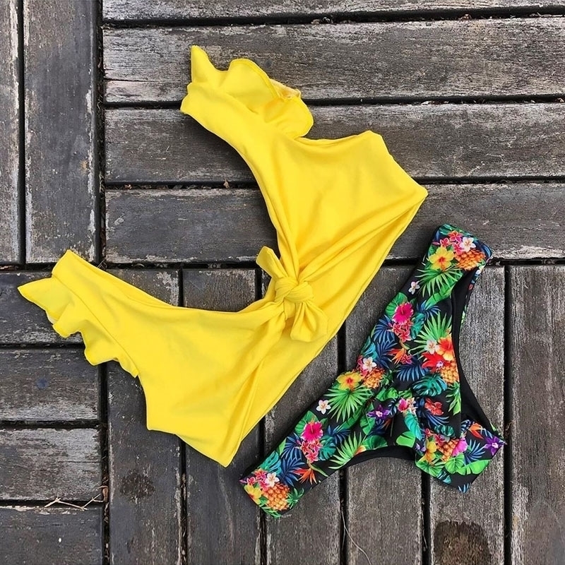 Sexy Bikini Swimwear Women Push Up Swimsuit Bandage Bikini Set Brazilian Summer Beach Bathing Suits female Biquini Print Y200319, Mal18155d2
Sexy Bikini Swimwear Women Push Up Swimsuit Bandage Bikini Set Brazilian Summer Beach Bathing Suits female Biquini Print Y200319, Mal18155d2