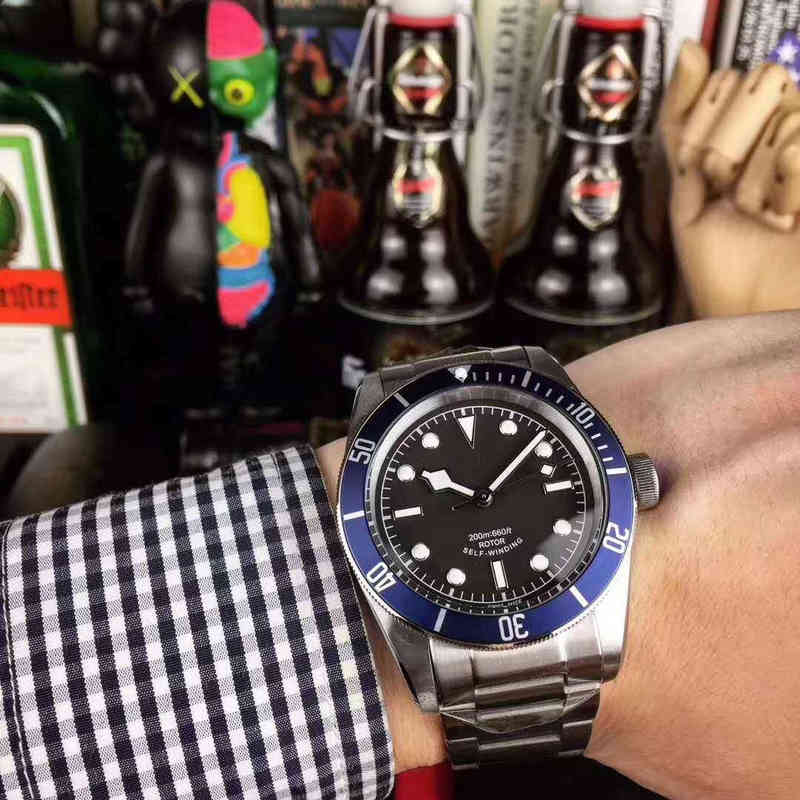 Watch Luxury Designer Fashion Tudors3a High Quality 904l Steel Strip Full Automatic Mechanical Gentleman Men's Watch Hzma Ht94
Watch Luxury Designer Fashion Tudors3a High Quality 904l Steel Strip Full Automatic Mechanical Gentleman Men's Watch Hzma Ht94