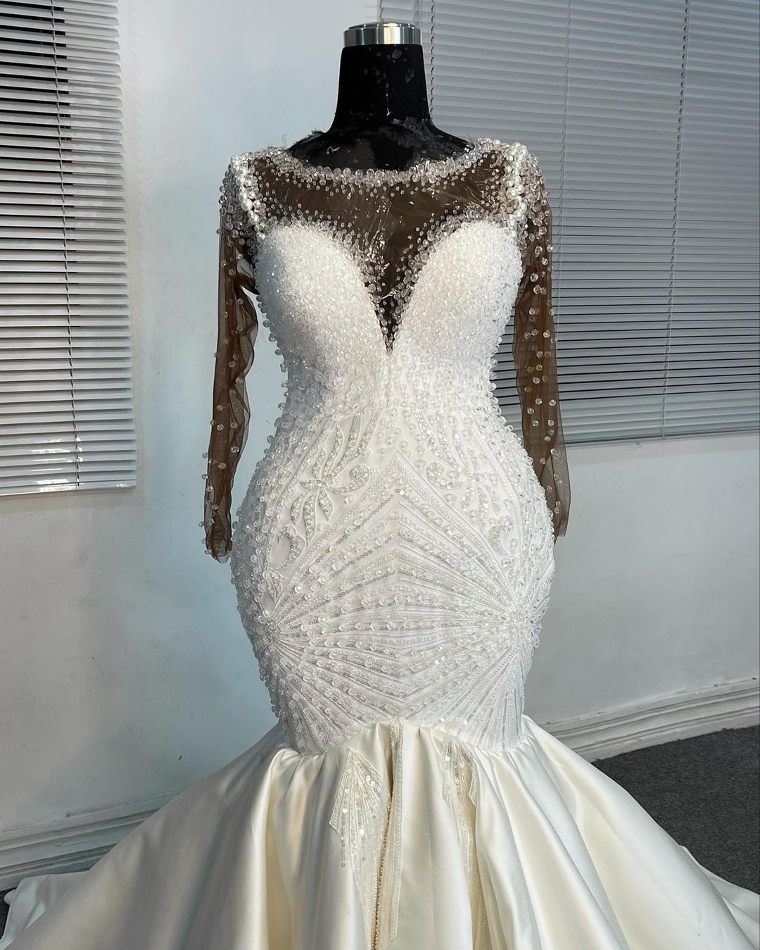 2022 Plus Size Arabic Aso Ebi Luxurious Mermaid Sexy Wedding Dress Sheer Neck Beaded Pearls Bridal Gowns Dresses ZJ602
