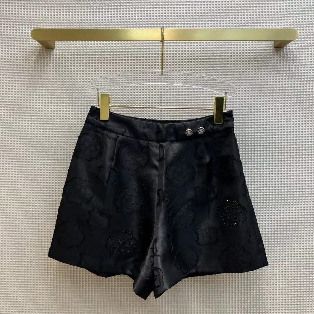 Milan Runway Shorts 2022 Spring Autumn Fashion Designer Straight Shorts Brand Same Style Luxury Women' Pants 0614-4, White
Milan Runway Shorts 2022 Spring Autumn Fashion Designer Straight Shorts Brand Same Style Luxury Women' Pants 0614-4, White
