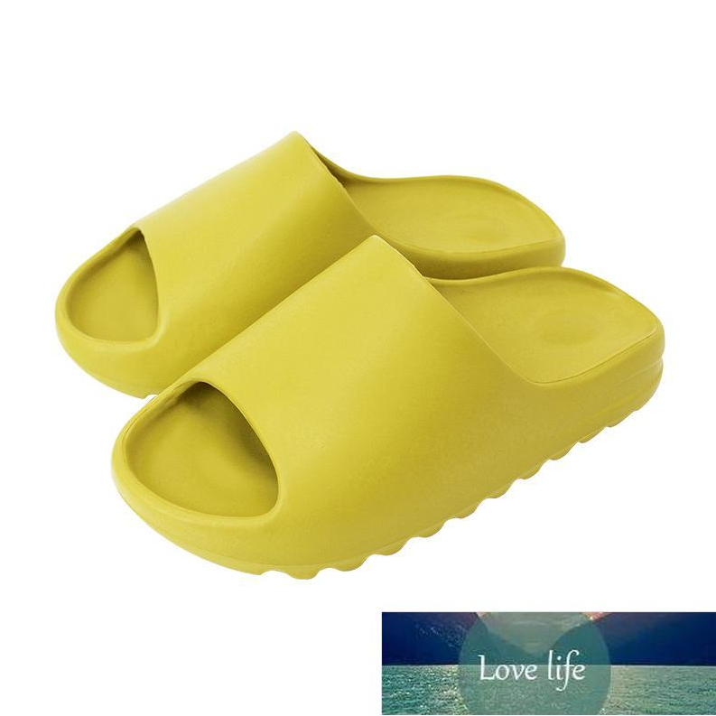 Slippers Comfortable Soft Indoor Bathroom Home Shoes Flat EVA Thick Sole Slides Women's Beach Sandals, Black
Slippers Comfortable Soft Indoor Bathroom Home Shoes Flat EVA Thick Sole Slides Women's Beach Sandals, Black
