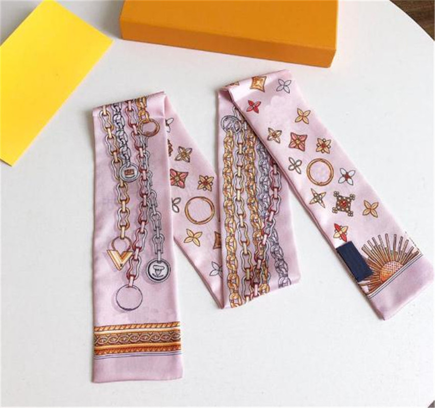 2022 Designer Silk Cravat 100% Natural Bandeau Design Headband Luxury Brands Women SilkScraves Muffler Hair Bands 120*8 cm There are 19 colors
2022 Designer Silk Cravat 100% Natural Bandeau Design Headband Luxury Brands Women SilkScraves Muffler Hair Bands 120*8 cm There are 19 colors