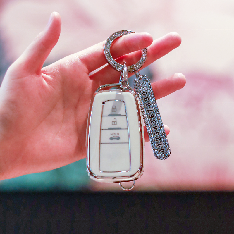 Fashion Key Bag Protective Cover Fits For toyota Camry Prius RAV4 Venza Avalon key remote case Keychain Accessories, F25 white
Fashion Key Bag Protective Cover Fits For toyota Camry Prius RAV4 Venza Avalon key remote case Keychain Accessories, F25 white