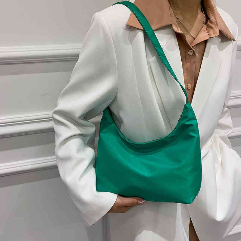 Evening Bags Solid Color Small Messenger Bag for Women Female Totes Handbag Streetwear Lady Casual Nylon Zipper Shoulder 220630, Blue
Evening Bags Solid Color Small Messenger Bag for Women Female Totes Handbag Streetwear Lady Casual Nylon Zipper Shoulder 220630, Blue
