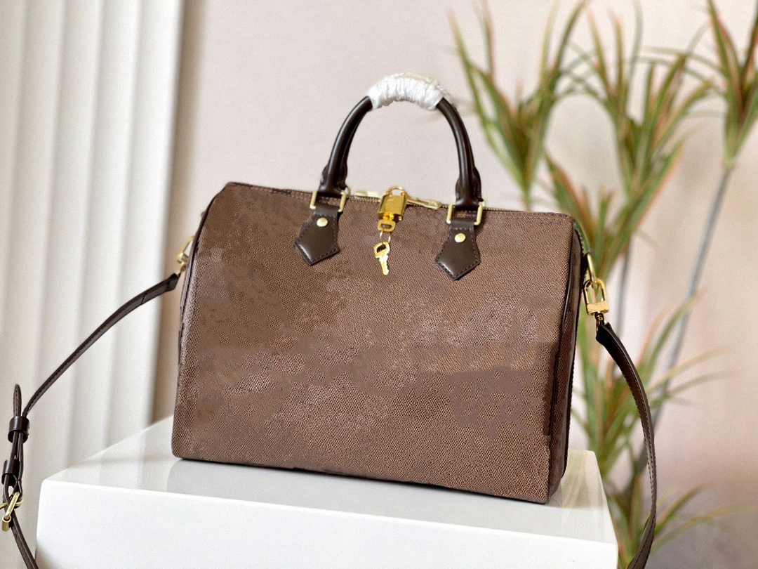 2022 SPEEDY BANDOULIERE Shoulder Bags Luxurys designers Boston Bags Women PM Embossed Monograms Handbag crossbody mini tote bag Purse Wallet J8R3#
2022 SPEEDY BANDOULIERE Shoulder Bags Luxurys designers Boston Bags Women PM Embossed Monograms Handbag crossbody mini tote bag Purse Wallet J8R3#