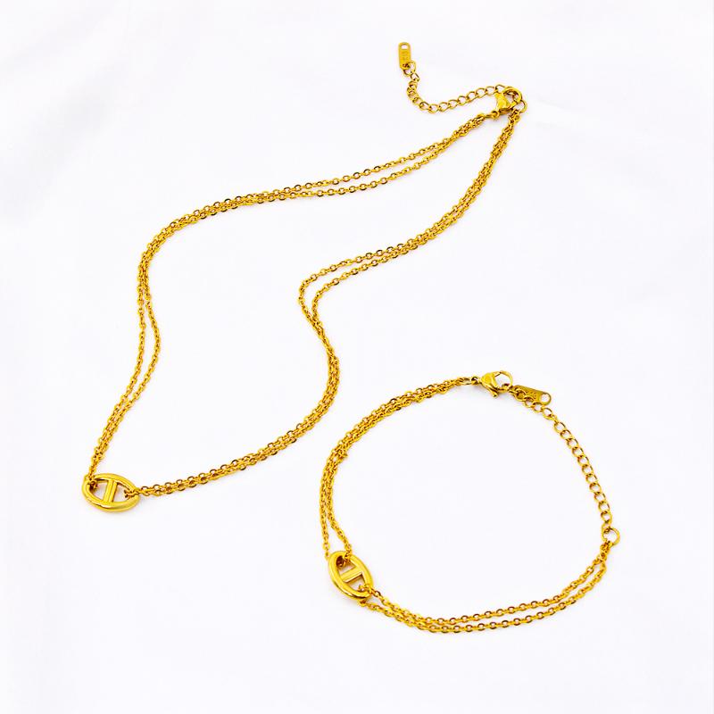 Chains Design Pig Nose Pendant Necklace Set For Women Luxury Accessories Polishing Solid Stainless Steel Jewelry Clavicle GiftChains
Chains Design Pig Nose Pendant Necklace Set For Women Luxury Accessories Polishing Solid Stainless Steel Jewelry Clavicle GiftChains