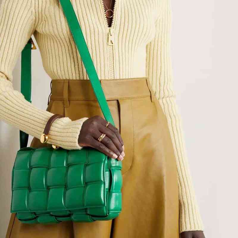 Crossbody Bottegas Designer Venetas Square Classic Leather Plaid Small Bag Star Same Style 2022 Versatile Texture Women's YSR0, Green
Crossbody Bottegas Designer Venetas Square Classic Leather Plaid Small Bag Star Same Style 2022 Versatile Texture Women's YSR0, Green