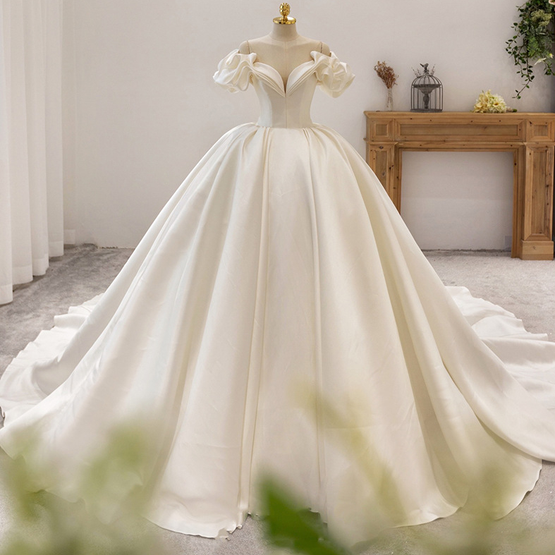 Modest Ball Wedding Dresses Sheer Bateau Nec Appliques Back Lace Up Country Style Chic Bridal Custom Made Wed Gown 403