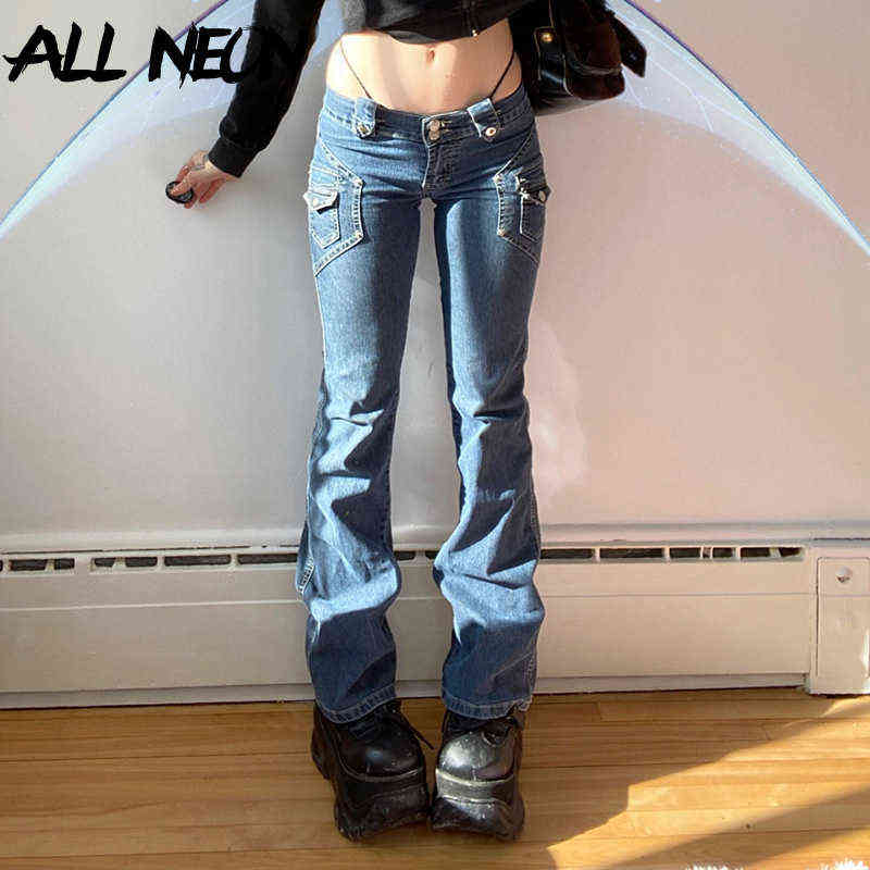ALLNeon Streetwear 2000s Cute Pockets Trim Low Rise Jeans Y2K Aesthetics Retro Buttons Full Length Blue Denim Pants Women Slim T220728
ALLNeon Streetwear 2000s Cute Pockets Trim Low Rise Jeans Y2K Aesthetics Retro Buttons Full Length Blue Denim Pants Women Slim T220728