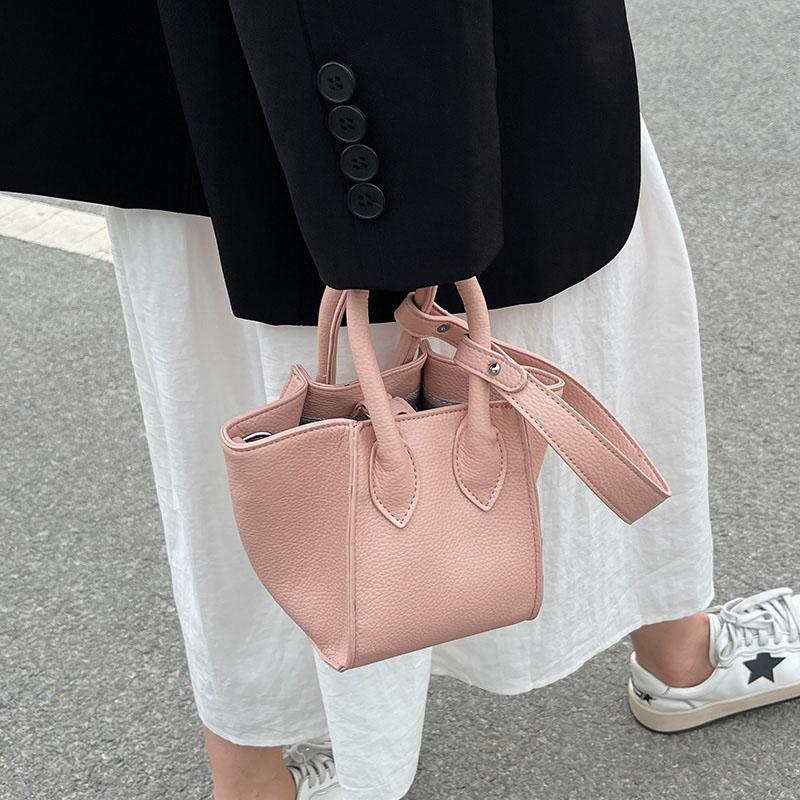 Evening Bags Bucket For Women Solid Color PU Leather Simple Style Handbag Top Quality Crossbody Shoulder Bag ClutchEvening EveningEvening, Beige
Evening Bags Bucket For Women Solid Color PU Leather Simple Style Handbag Top Quality Crossbody Shoulder Bag ClutchEvening EveningEvening, Beige