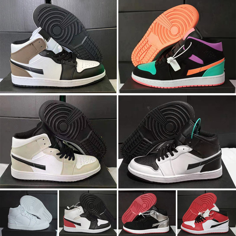 Jumpman 1 Mens Basketball shoes High UNC University blue 1s Gold Top Mocha Cactus Jack Obsidian Banned Bred Toe Men Women trainer Sports, Color 26
Jumpman 1 Mens Basketball shoes High UNC University blue 1s Gold Top Mocha Cactus Jack Obsidian Banned Bred Toe Men Women trainer Sports, Color 26