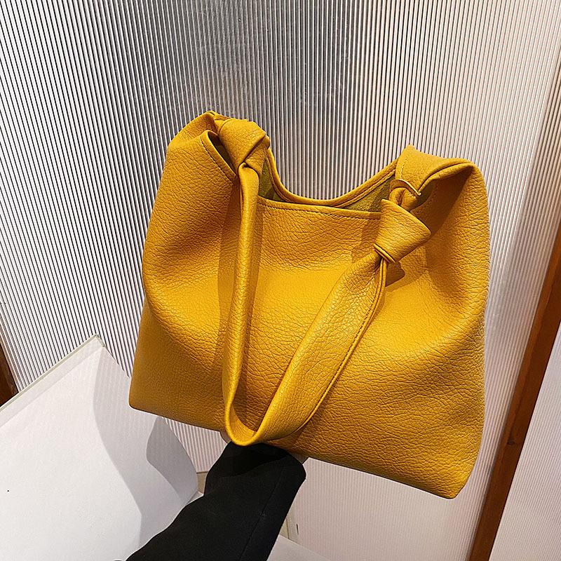 Evening Bags Pu Leather Tote Bag Women Handbags Female Designer Large Capacity Leisure Shoulder Fashion Ladies Bucket Pack PurseEvening, Black
Evening Bags Pu Leather Tote Bag Women Handbags Female Designer Large Capacity Leisure Shoulder Fashion Ladies Bucket Pack PurseEvening, Black
