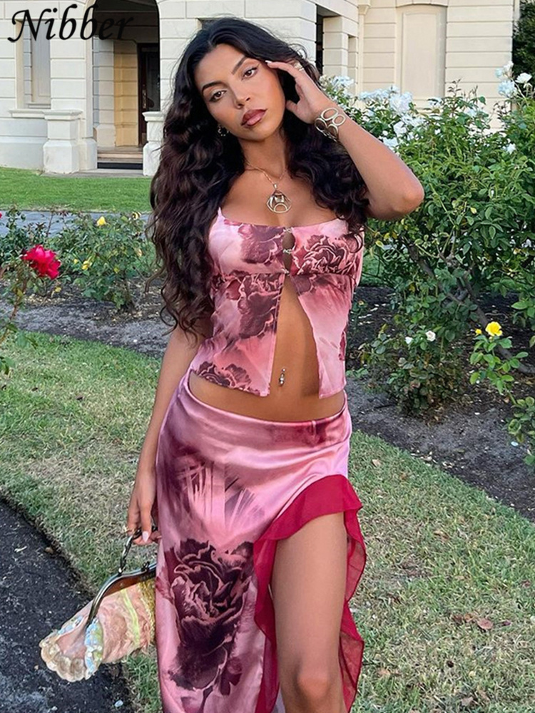 Nibber Two Piece Set Women Sexy Cutout Print Low Cut Crop Top Crop Top with Slit Wrap Hip Slim Skirt Set 220602