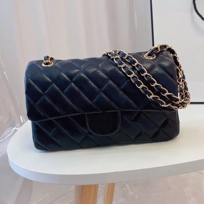Designer Handbag Shoulder Chain Bag Clutch Flap Totes Bags Wallet Check Velour Thread Purse Double Letters Solid Hasp Waist Square Stripes Women Luxury Handbags
Designer Handbag Shoulder Chain Bag Clutch Flap Totes Bags Wallet Check Velour Thread Purse Double Letters Solid Hasp Waist Square Stripes Women Luxury Handbags