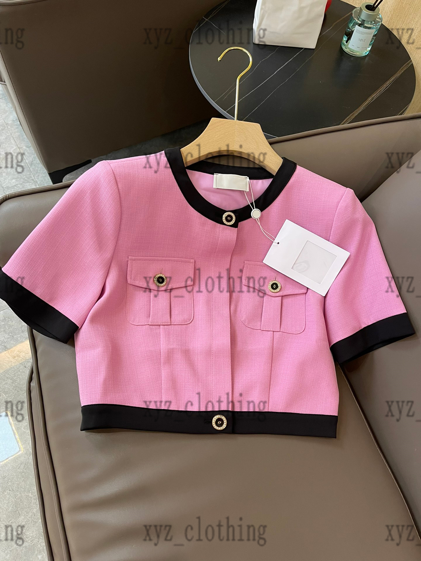 fashion t shirts brand designer 22ss summer dresses women 2 piece dress Contrast color bound short-sleeved top skirt high-end ladies pleated skirts, White
fashion t shirts brand designer 22ss summer dresses women 2 piece dress Contrast color bound short-sleeved top skirt high-end ladies pleated skirts, White