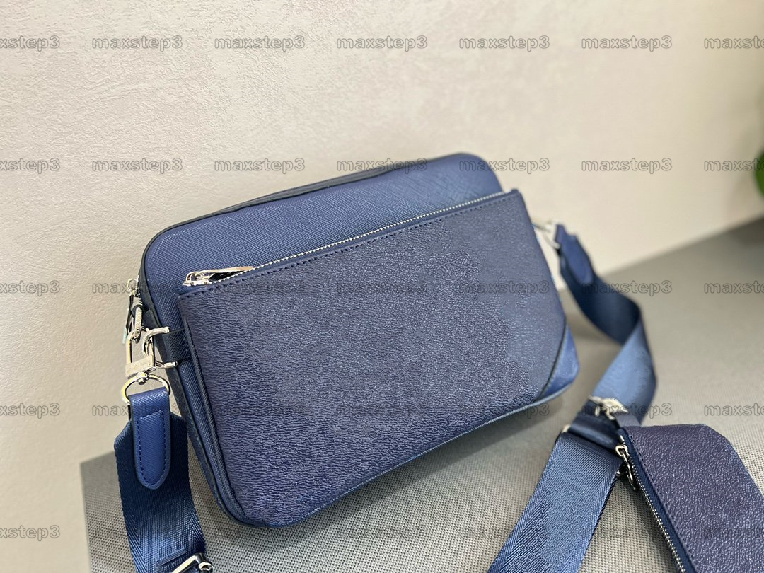 Cobalt Blue Trio Message Bag Monograms Mens Designer 3 in 1 CrossBody With Removable Zipped Pocket Pouch Purse M30848
Cobalt Blue Trio Message Bag Monograms Mens Designer 3 in 1 CrossBody With Removable Zipped Pocket Pouch Purse M30848