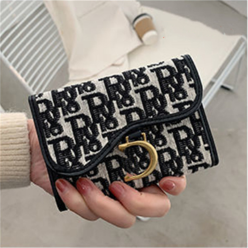 LVs YSLs louiseity viutonity VUTTONS designers wallet cardholder plaid style luxurys mens wallet designers women Canvas Embroidery purse 777, 03
LVs YSLs louiseity viutonity VUTTONS designers wallet cardholder plaid style luxurys mens wallet designers women Canvas Embroidery purse 777, 03