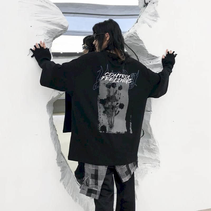 Women T Shirt Male Female Clothes Dark Graffiti Rose T-shirt Loose Funeral Print Short-sleeved Couple Summer Tops Korean 220328