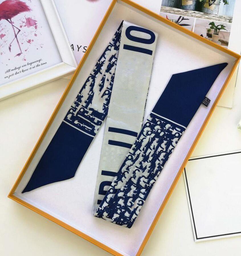 Hair Jewelry Hairband letter D Scarf is or headband lady tie hair ornament headdress Viutonity ponytail high quality designer original packaging lvs
Hair Jewelry Hairband letter D Scarf is or headband lady tie hair ornament headdress Viutonity ponytail high quality designer original packaging lvs