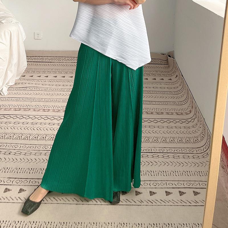 Women's Pants & Capris Miyake Pleated Wide Leg High Waist Casual Women 2022 Summer Temperament Comfortable Loose Trousers, Black
Women's Pants & Capris Miyake Pleated Wide Leg High Waist Casual Women 2022 Summer Temperament Comfortable Loose Trousers, Black