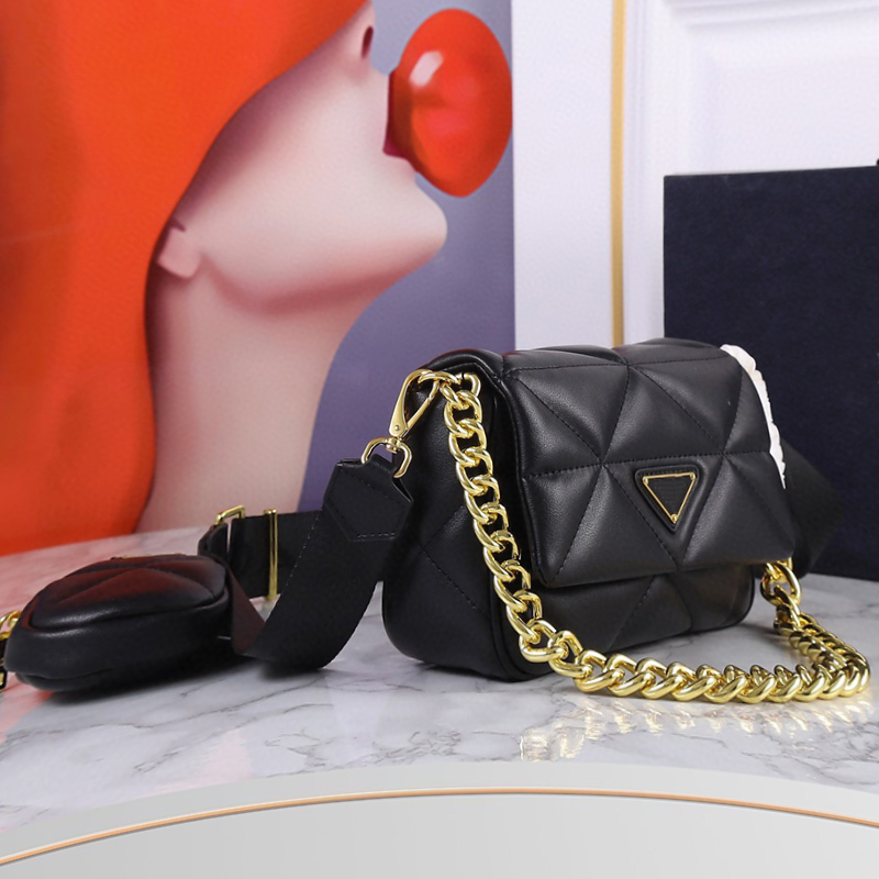 Checkered Leather Designer Underarm Bag One Shoulder Crossbody Mother and Child Bag High Quality Chain Ladies New Fashion Retro Casual, White
Checkered Leather Designer Underarm Bag One Shoulder Crossbody Mother and Child Bag High Quality Chain Ladies New Fashion Retro Casual, White