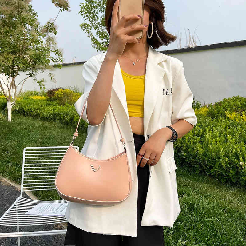 Purses sale New Cleo armpit bag sling one shoulder medieval hobo stick Bag Messenger elegant hand, White
Purses sale New Cleo armpit bag sling one shoulder medieval hobo stick Bag Messenger elegant hand, White
