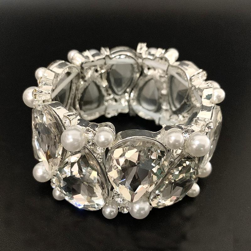Bangle Women Pearl And Big Crystal For Wedding Party Prom Show Teardrop Rhinestone Lady Stretch Bracelet Jewelry AccessoriesBangle
Bangle Women Pearl And Big Crystal For Wedding Party Prom Show Teardrop Rhinestone Lady Stretch Bracelet Jewelry AccessoriesBangle