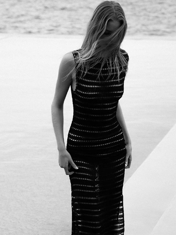 Women Sexy Hollow Out Backless Slit Knitted Dress Summer Fashion Casual Solid Bodycon Sleeveless Female Resort Wear 220629