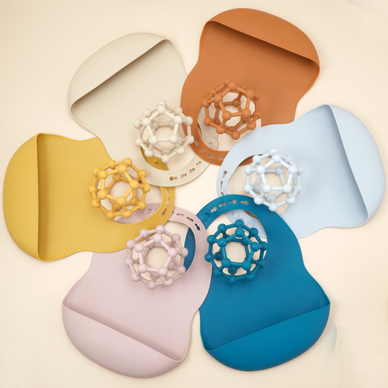 Baby Toy Training Grip Food Grade Safety Silicone Material A Free Teether Childrens Eonal Gene Ball Labyrinth 220815